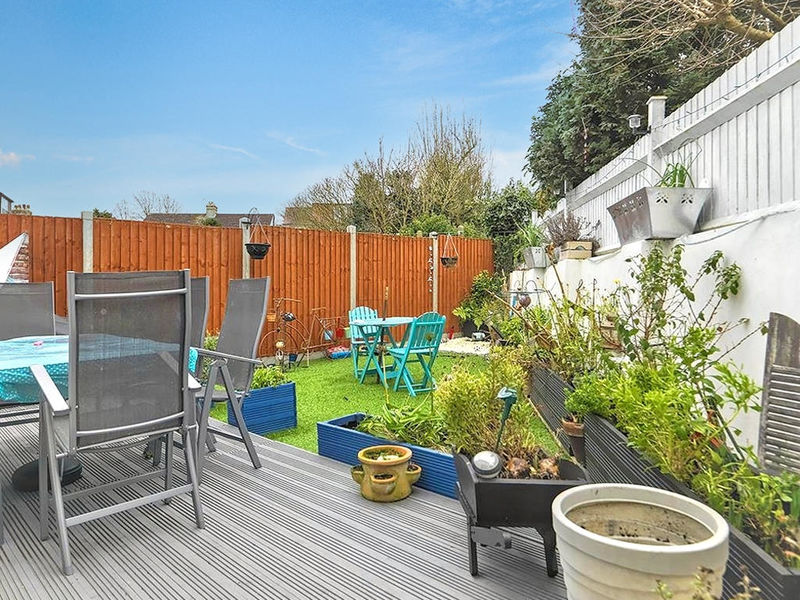 Private Garden- click for photo gallery